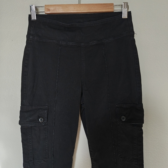 AE Pull-On High Waisted Kick Boot Cargo Pant - Picture 3 of 9